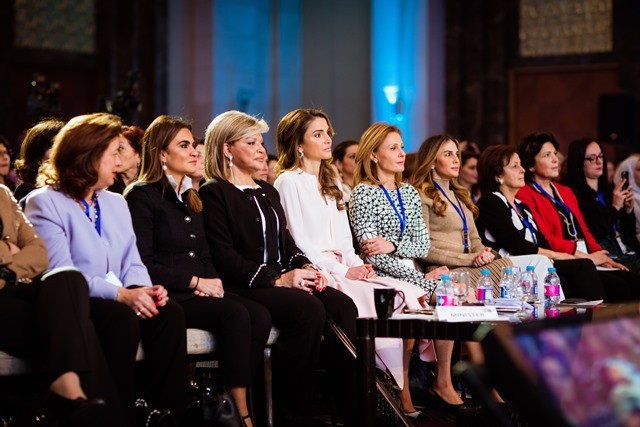 Queen Rania Attends Panel Discussion at the 'Women on the Front 